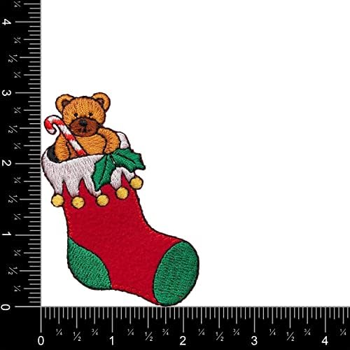 Božićna čarapa s medvjedom vezenim željezom na flasteru